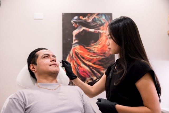 best-facial-balancing-for-men-chicago-refine-by-tulsi-med-spa.jpeg